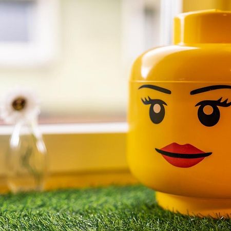 Farbenfrohe Altbauwohnung, Top Ausstattung FDH Esterno foto